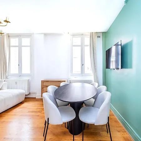 Plein Pied Coeur De Appartement Neuilly-sur-Seine